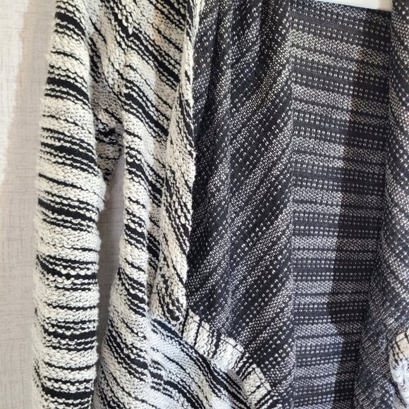 NWT Eddie Bauer Open Front Cardigan Sweater Womens XS Black White Draped Preppy - Picture 7 of 8